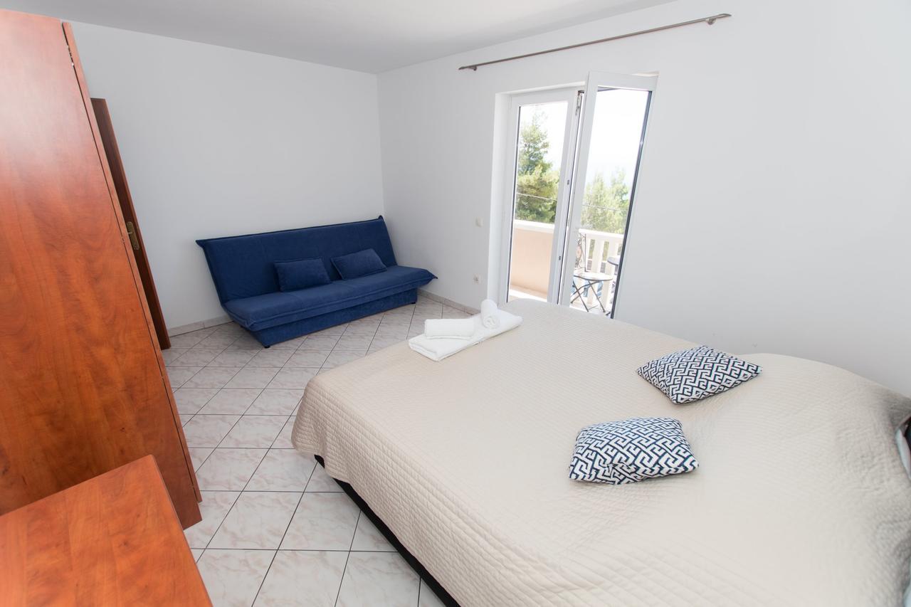 Matko'S Oasis Apartments 브렐라 외부 사진