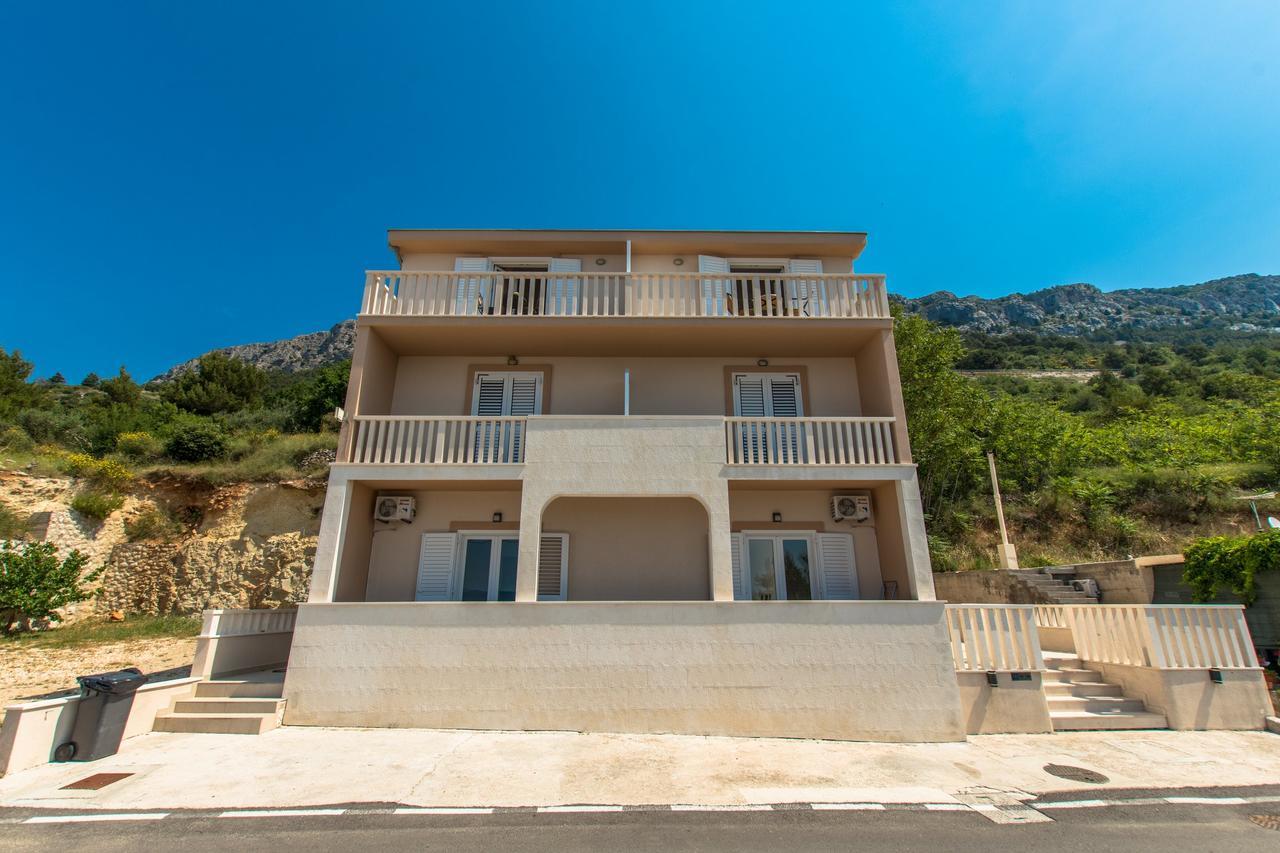 Matko'S Oasis Apartments 브렐라 외부 사진
